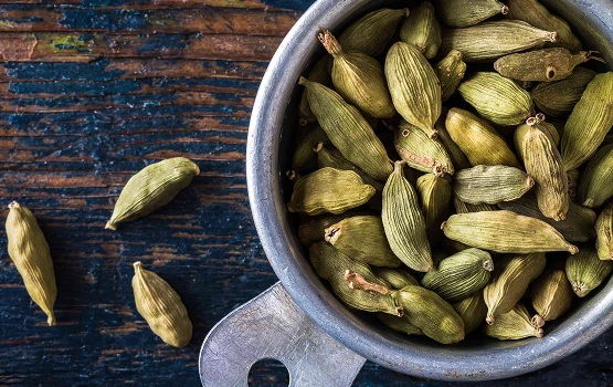 4 Life-Changing Cardamom Remedies